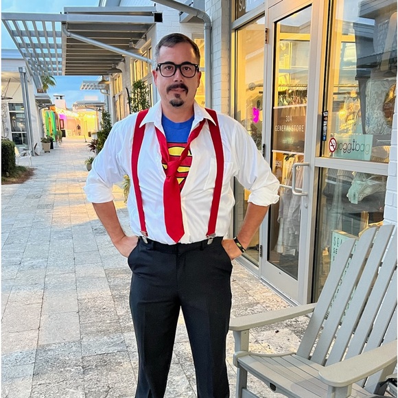 Meet your Posher, Mystery man - Picture 2 of 2